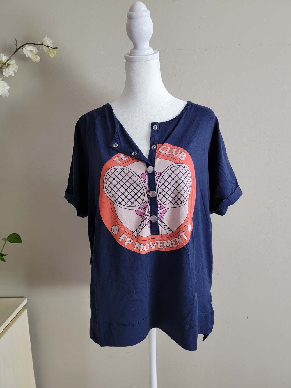Free People Navy Short Sleeve Graphic Tennis Tee Size Medium